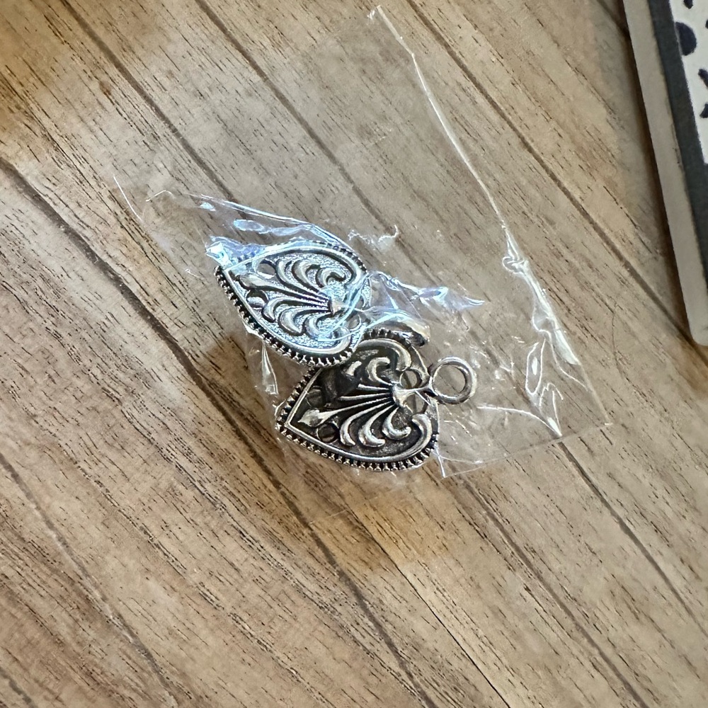 Cardigan pin